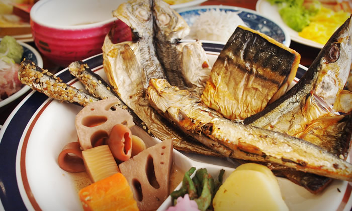 朝食